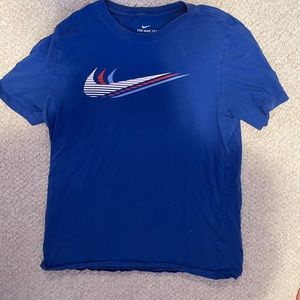 NIKE TEE